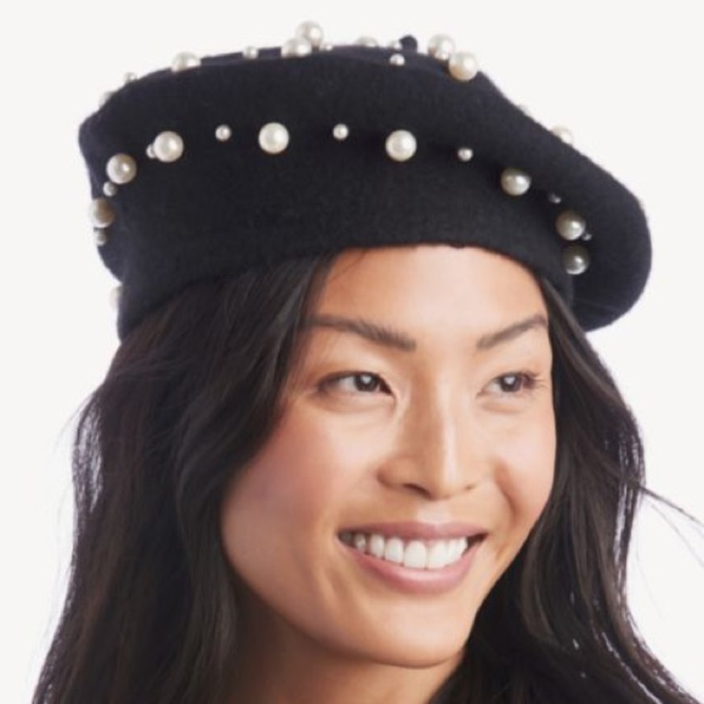 BLOOMINGDALES AQUA MULTI PEARL BERET